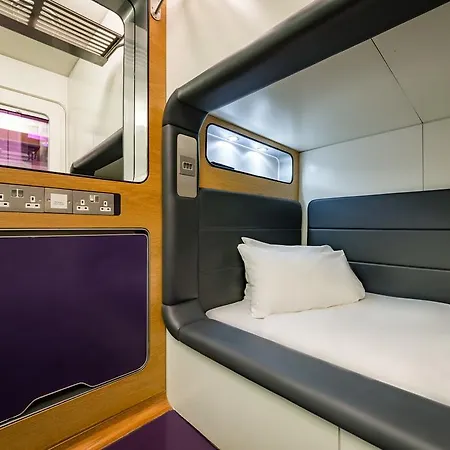 Yotelair London Heathrow Airport