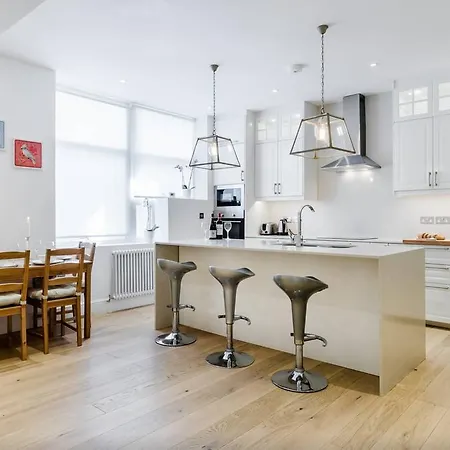 Apartment Luxury 2 Bed/bath Next To Hyde Park London