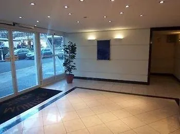 Hotel Harrow Apartment *