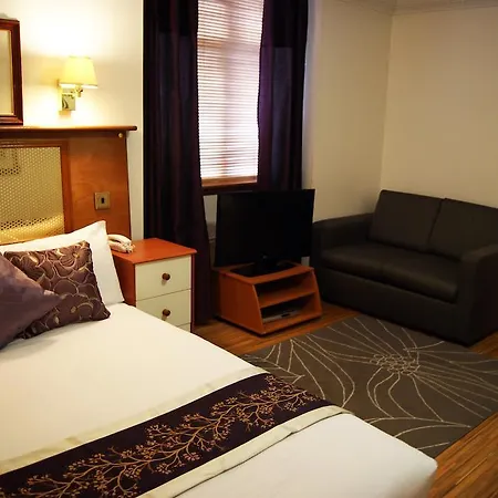 Hotel Westpoint 3*