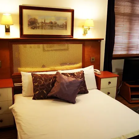 Hotel Westpoint 3*