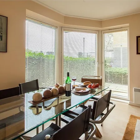 Hotel Seacon Tower Serviced Apartments 4*