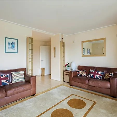Hotel Seacon Tower Serviced Apartments 4*