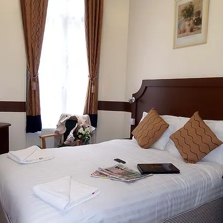Otel Victoria Station