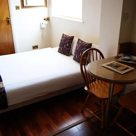 Hotel Westpoint 3*