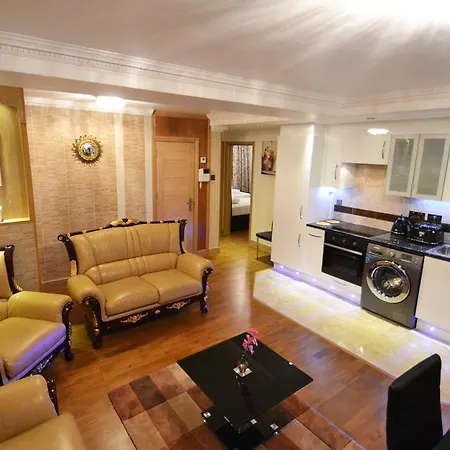 Apartment Hyde Park London