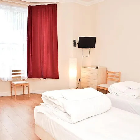 Hotel Park @ Finsbury Park 3*