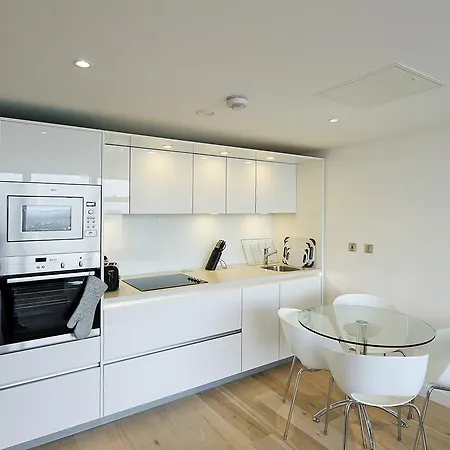 Apartment Go Native Stratford East