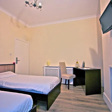 Park View Hotel 3*