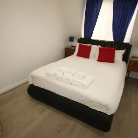 Apartment Fonthill House *