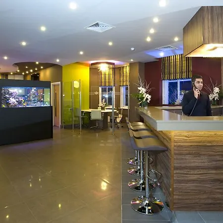 Hotel Eden Plaza