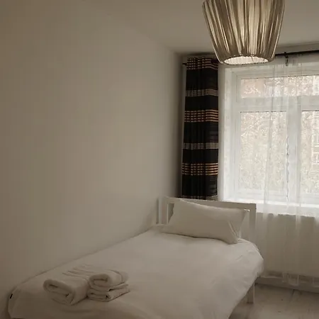 Apartment Fonthill House London