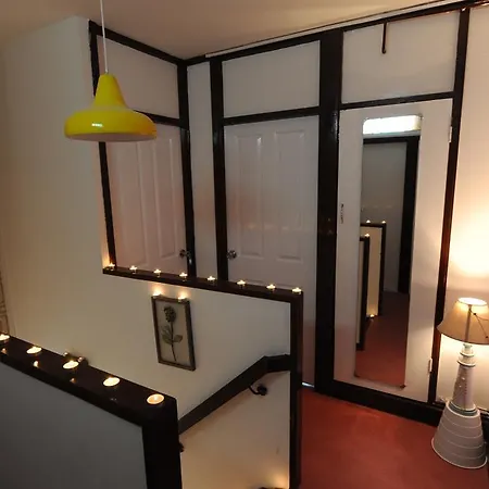 Guest house Kingward