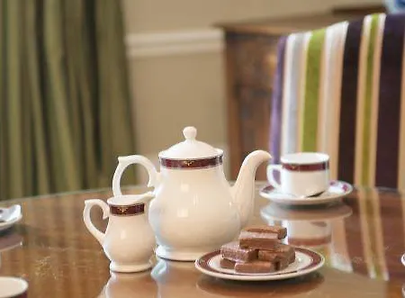 Hotel Eccleston Square 4*