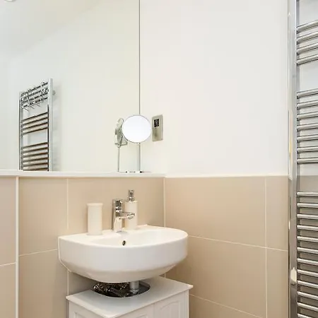 Apartment Joivy Lovely 1-bed Flat Near 02 Arena