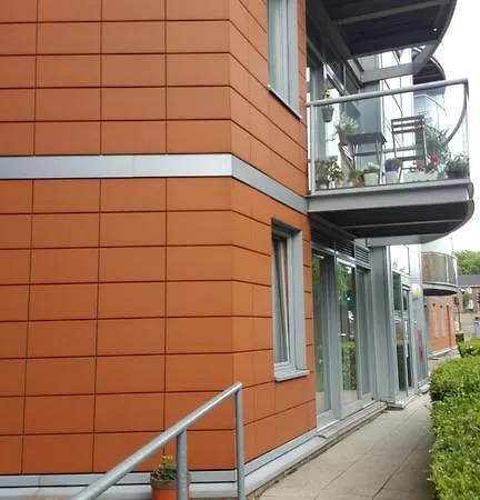 East Croydon Apartments - Just 3 Mins Walk To East Croydon Station