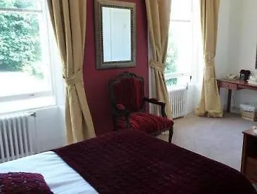 Hotel Sundridge Park Manor 3*