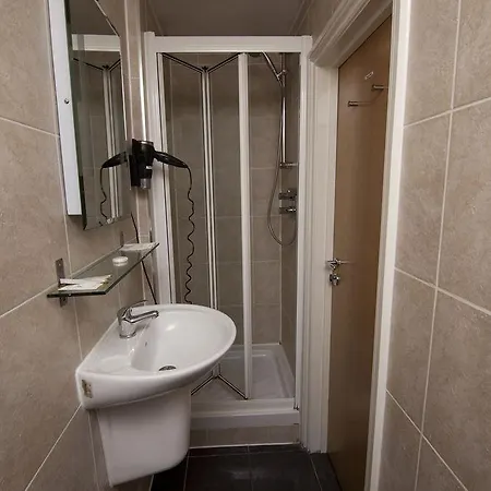 Aparthotel Nox Kensington Gardens London