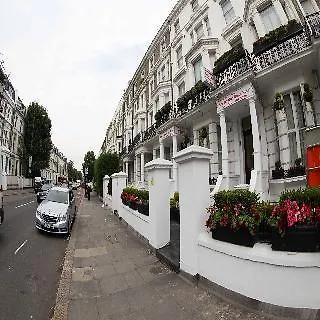 Πανσιόν Kensington 3*