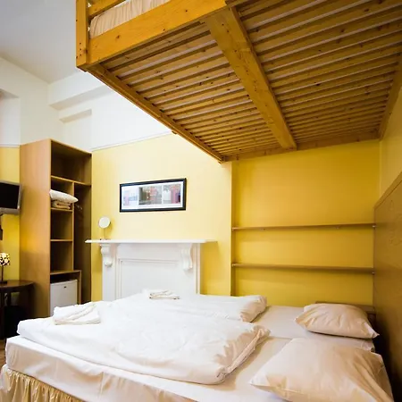 Hotel Dolphin - The