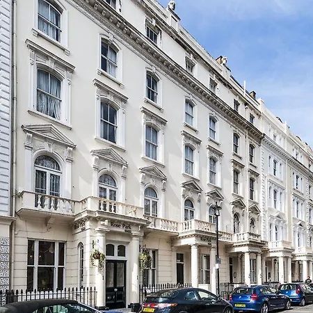 Hotel Rose Court 3*
