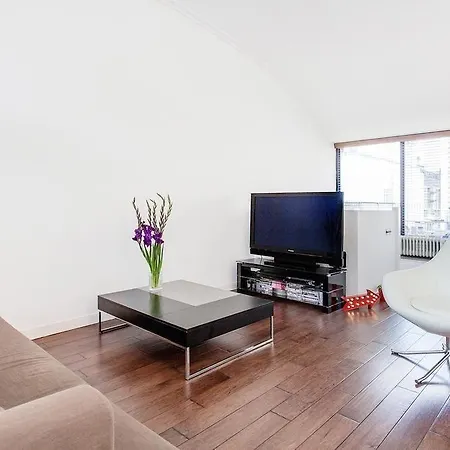 Penthouse London Bridge 2 Bedrooms Ричмонд