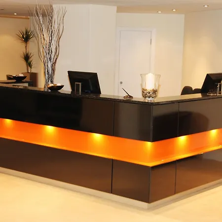 Hotel Oyo Lansdowne 2*