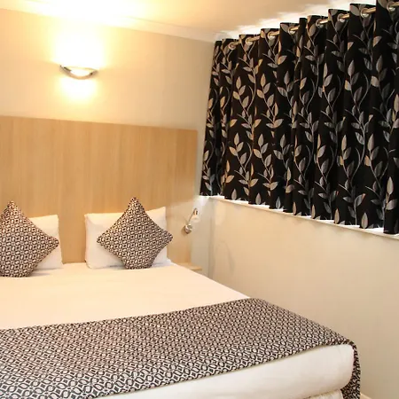 Hotel Oyo Lansdowne