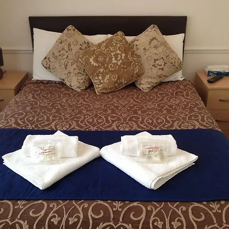 Bed & Breakfast Metro 3*
