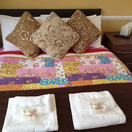 Bed & Breakfast Metro London