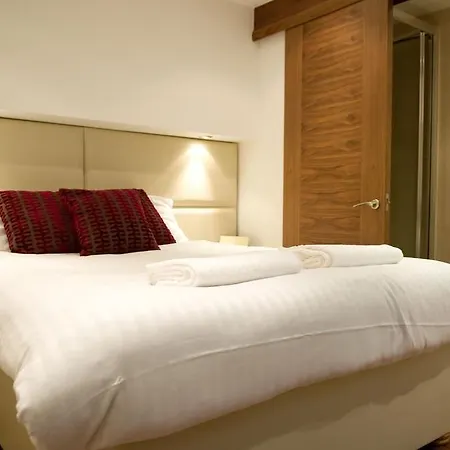Apartment Mayfair One
