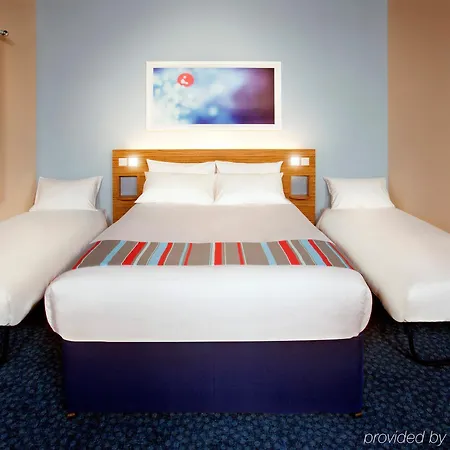 Travelodge Kings Cross Royal Scott Hotel