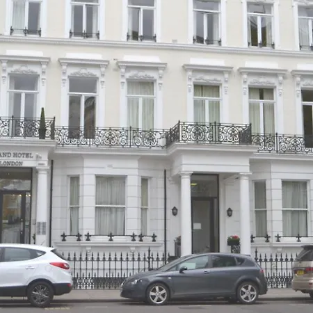 Trebovir 3* London