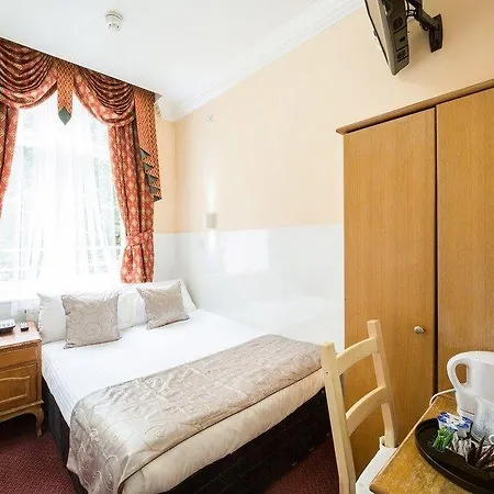 Lord Kensington 3* London