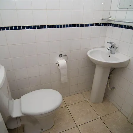Ventures 3* London