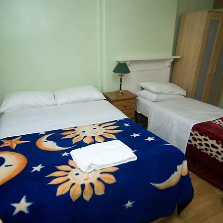 Ventures Bed & Breakfast London