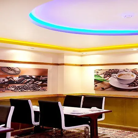 Vegas Hotel 3*