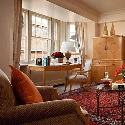 Ascott Mayfair Apartamento