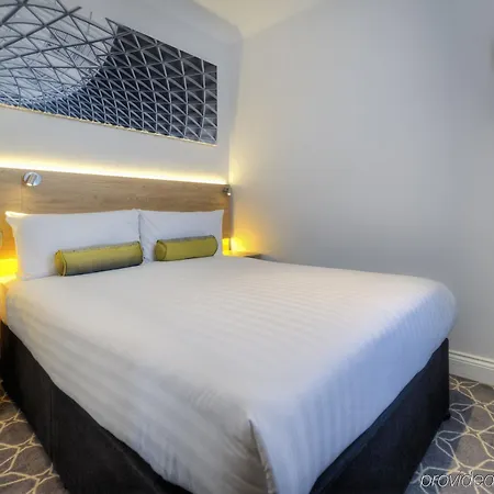 Comfort & Kings Cross St. Pancras 4* Londra