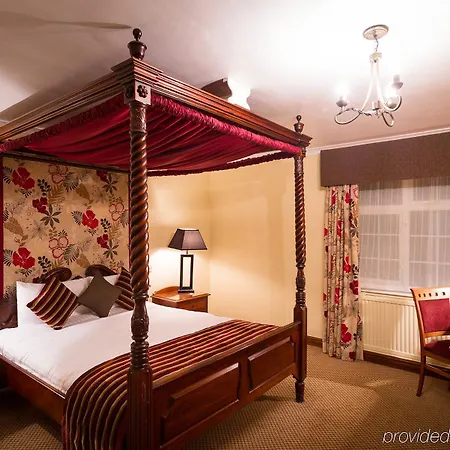 The Royal Chace Hotel