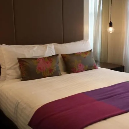 Signature Townhouse Hyde Park 4* Londyn
