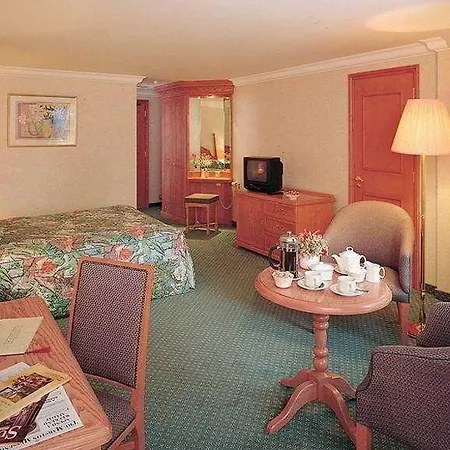 Coulsdon Manor And Golf Club * Croydon