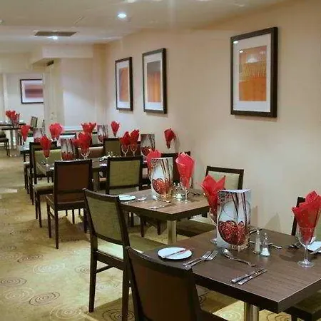 Epping Forest Hotel Woodford