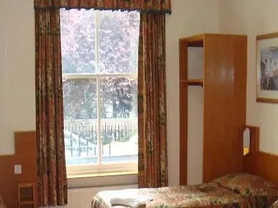 Berkeley Court 2* London