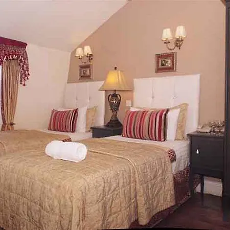 Piccolino Hyde Park 2*