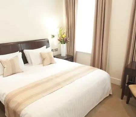 The Kensington 3* London