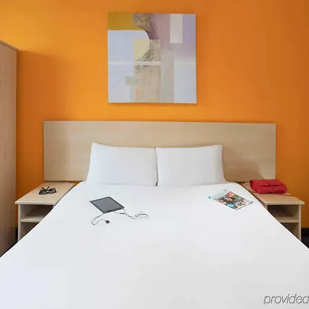 Ibis Styles Walthamstow Hotel 3*