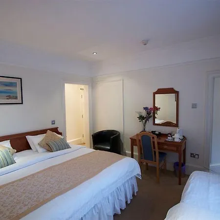 Staunton - Hotel London