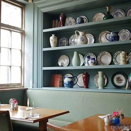 The Fox & Goose Hotel 3*