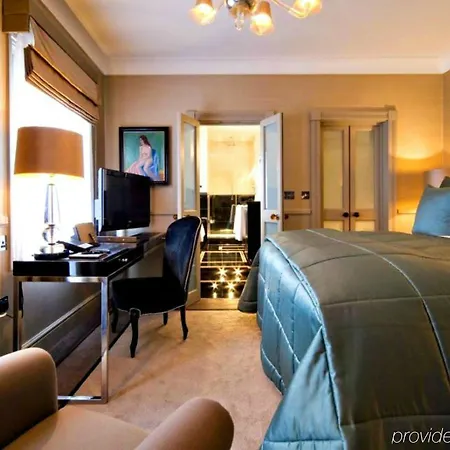 Althoff St James's & Club 5*